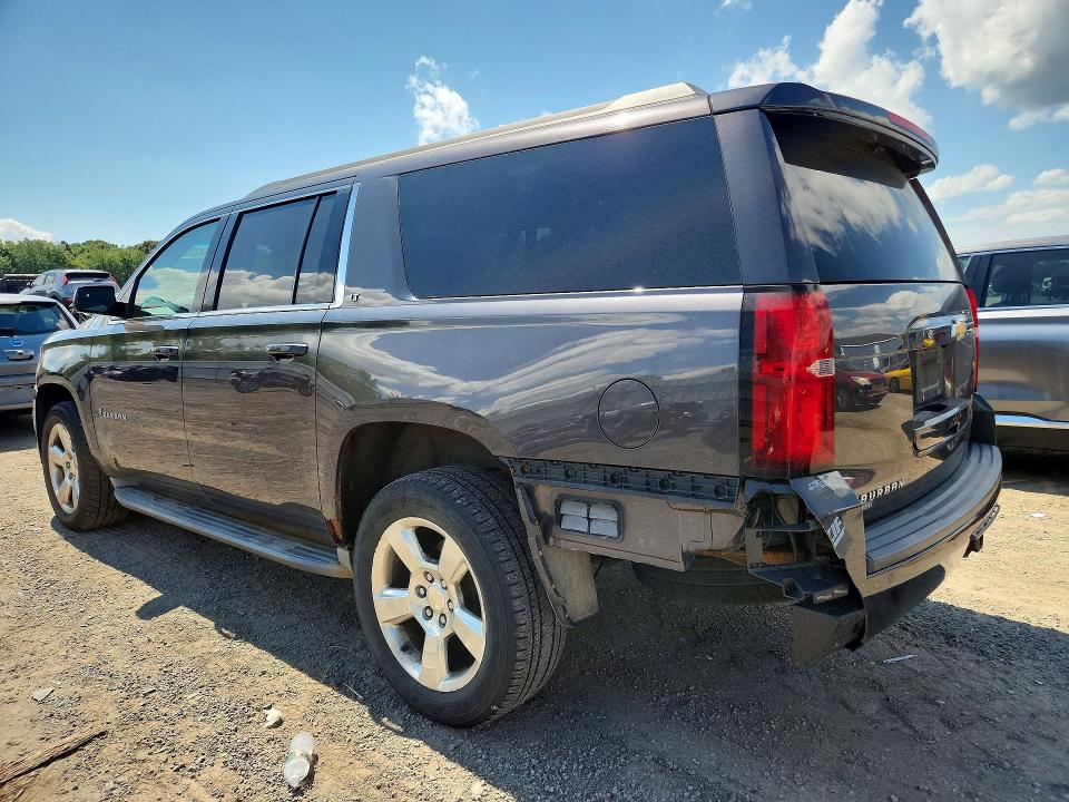 Photo 2 from auction – 2016 CHEVROLET SUBURBAN with VIN 1GNSKHKC5GR244216