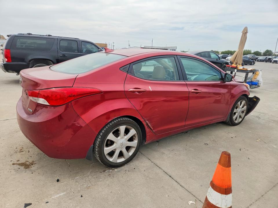 Photo 3 from auction – 2013 HYUNDAI ELANTRA with VIN 5NPDH4AE6DH417028