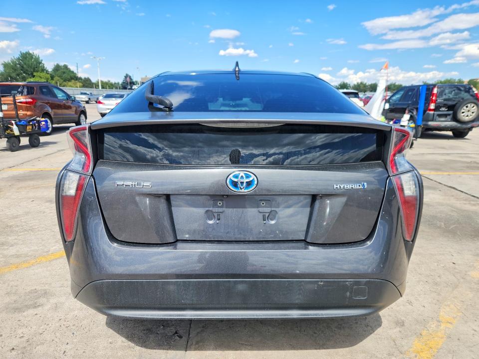 Photo 6 from auction – 2016 TOYOTA PRIUS with VIN JTDKARFU4G3025898