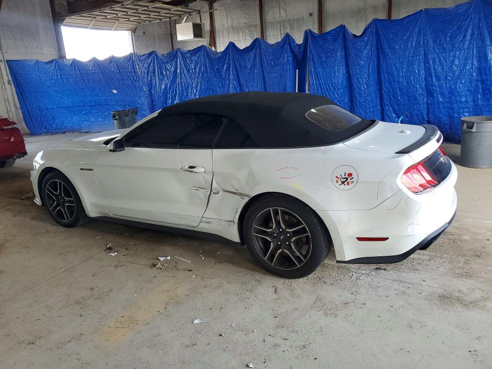 Photo 2 from auction – 2019 FORD MUSTANG with VIN 1FATP8UH4K5170249