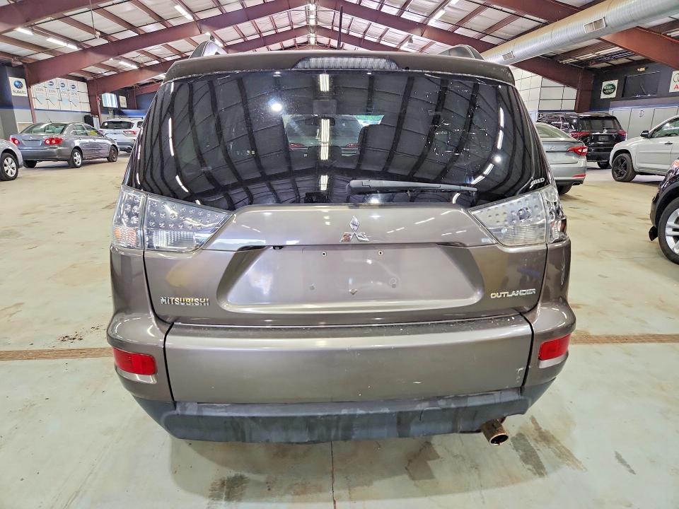 Photo 6 from auction – 2013 MITSUBISHI OUTLANDER with VIN JA4JT3AW6DU005826