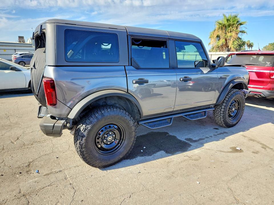 Photo 3 from auction – 2022 FORD BRONCO with VIN 1FMEE5DH8NLB53084