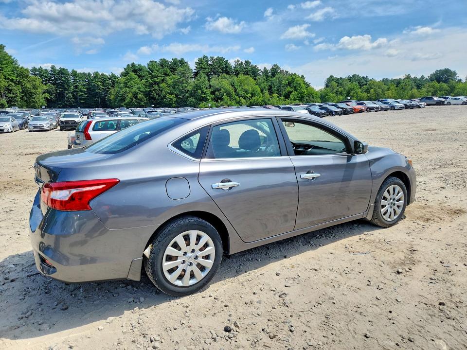 Photo 3 from auction – 2017 NISSAN SENTRA with VIN 3N1AB7AP4HY368558