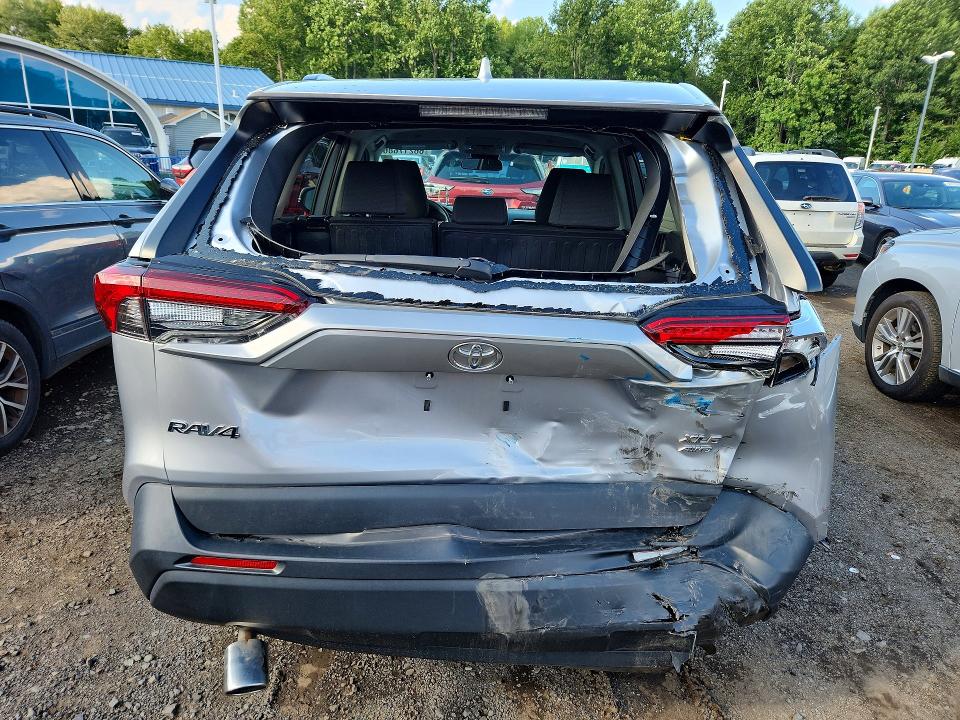 Photo 6 from auction – 2024 TOYOTA RAV4 with VIN 2T3P1RFV8RC416293