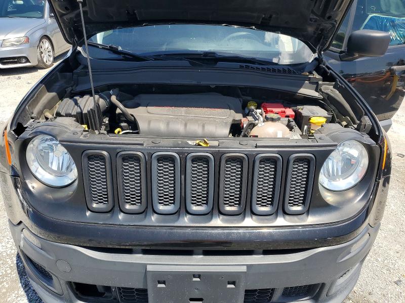 Photo 12 from auction – 2018 JEEP RENEGADE with VIN ZACCJBAB7JPH10109