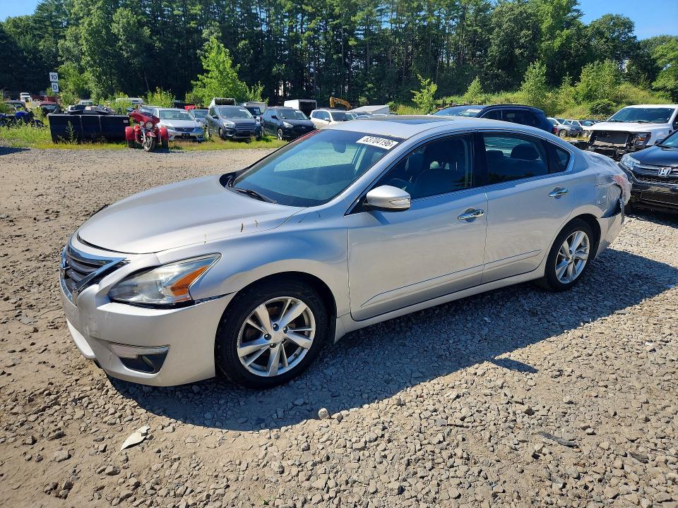 NISSAN ALTIMA 2015 with VIN 1N4AL3AP0FC495550 - Photo from auction