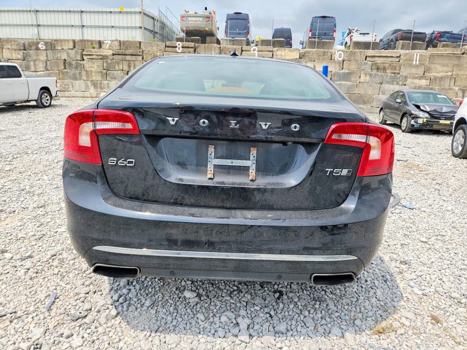 Photo 6 from auction – 2018 VOLVO S60 with VIN LYV402TK1JB157986