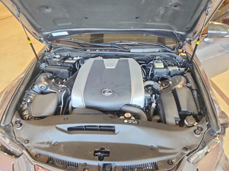 Photo 11 from auction – 2019 LEXUS IS with VIN JTHC81D21K5036095