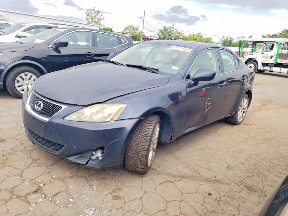 2006 LEXUS IS - Търг №65674916