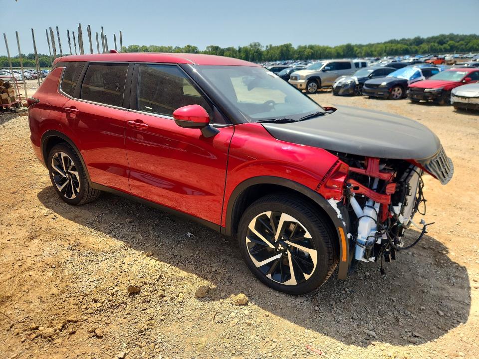 Photo 4 from auction – 2024 MITSUBISHI OUTLANDER with VIN JA4J4VA87RZ059060
