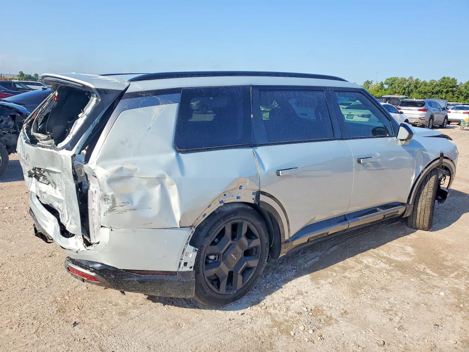 Photo 3 from auction – 2027 KIA TELLURIDE with VIN 5XYPD5S13VG021092
