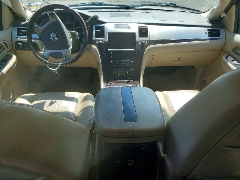 Photo 8 from auction – 2007 CADILLAC ESCALADE with VIN 1GYFK63897R302220
