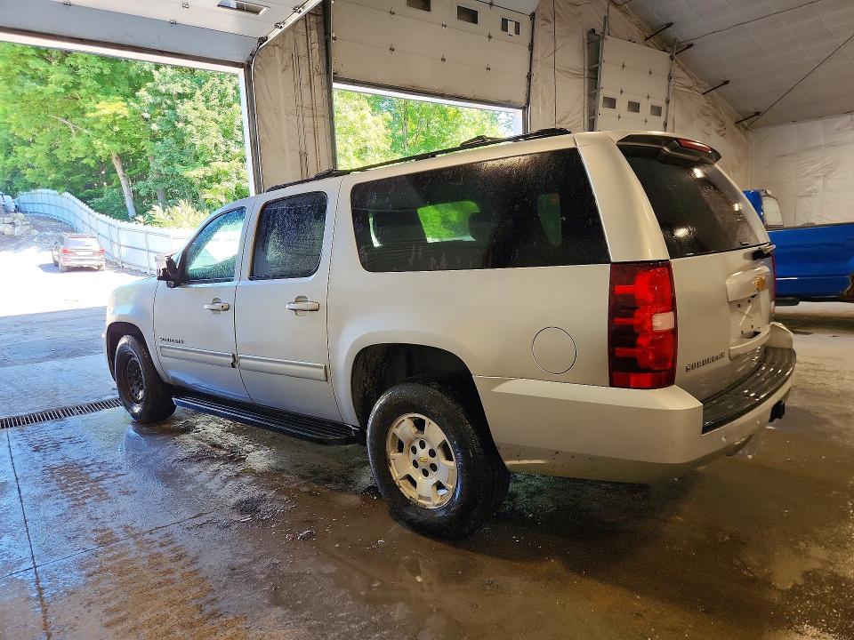 Photo 2 from auction – 2012 CHEVROLET SUBURBAN with VIN 1GNSKHE70CR246724