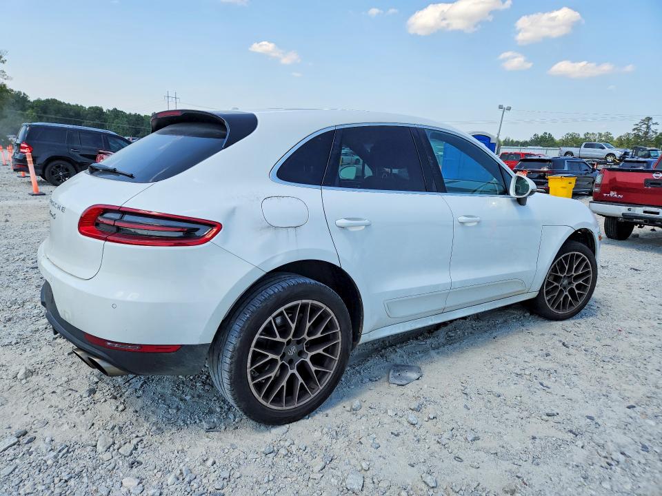 Снимка 3 от търг – 2015 PORSCHE MACAN с VIN WP1AB2A59FLB50277