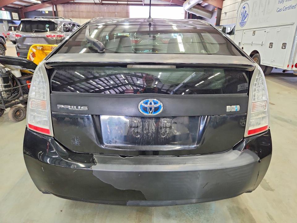 Photo 6 from auction – 2010 TOYOTA PRIUS with VIN JTDKN3DU1A0028304