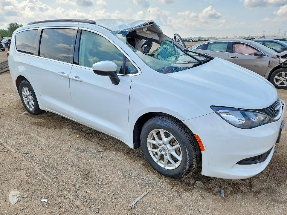 Photo 4 from auction – 2021 CHRYSLER VOYAGER with VIN 2C4RC1DG7MR504505