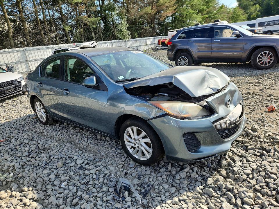 Photo 4 from auction – 2012 MAZDA 3 with VIN JM1BL1V89C1650786
