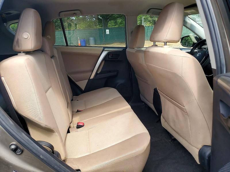 Photo 10 from auction – 2013 TOYOTA RAV4 with VIN JTMBFREV2D5011168