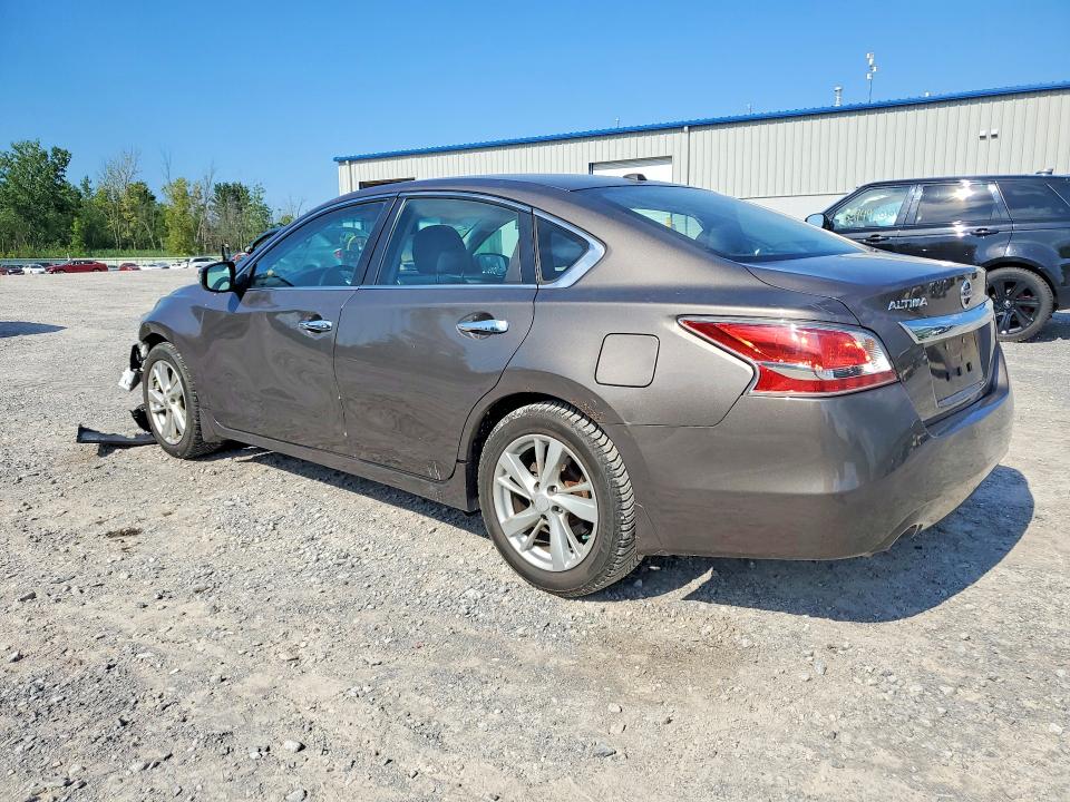 Photo 2 from auction – 2015 NISSAN ALTIMA with VIN 1N4AL3AP7FC470063