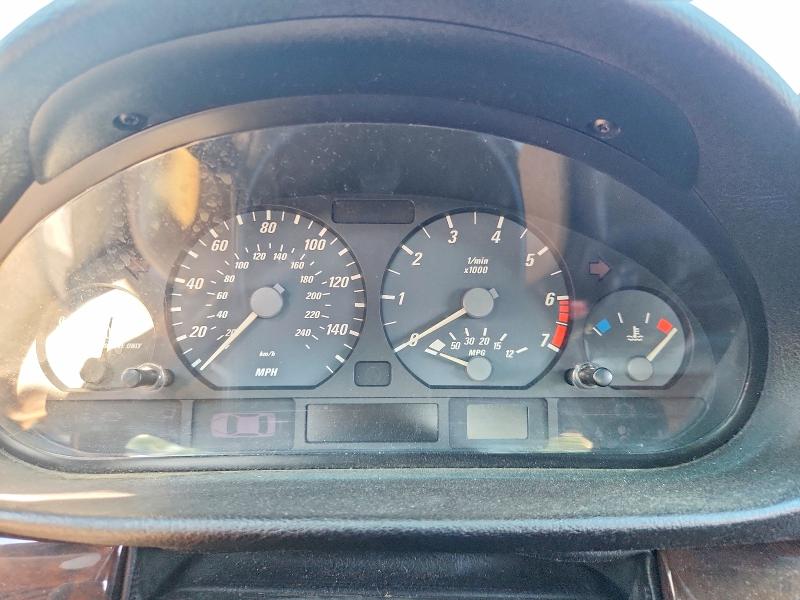 Photo 9 from auction – 2002 BMW 325 with VIN WBABS33442PG84290