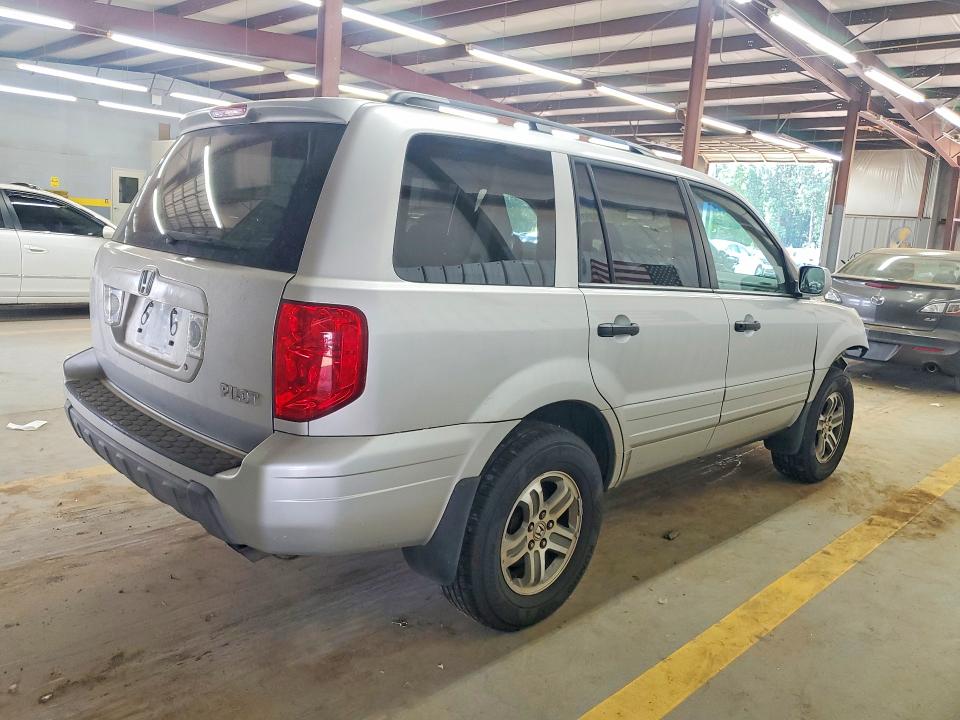 Photo 3 from auction – 2005 HONDA PILOT with VIN 5FNYF18405B026346