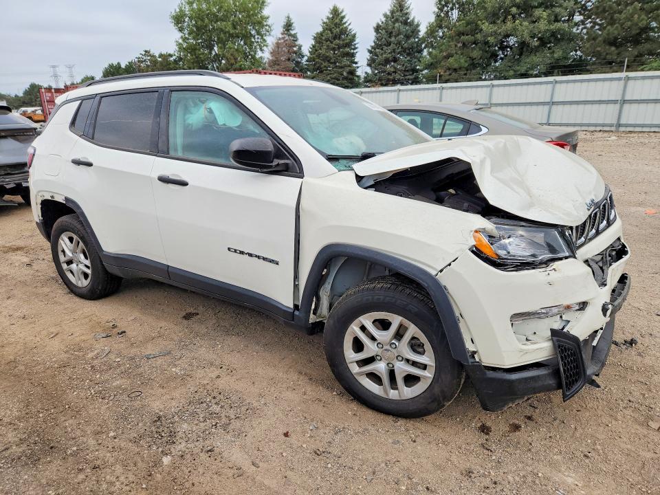 Zdjęcie 4 z aukcji – 2018 JEEP COMPASS z VIN 3C4NJDAB2JT399993