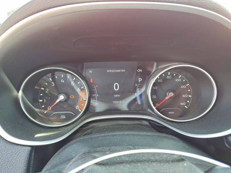 Снимка 9 от търг – 2018 JEEP COMPASS с VIN 3C4NJDCB9JT102036