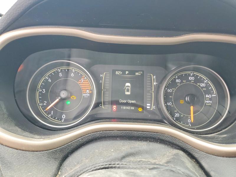 Photo 9 from auction – 2017 JEEP CHEROKEE with VIN 1C4PJMCSXHW500742