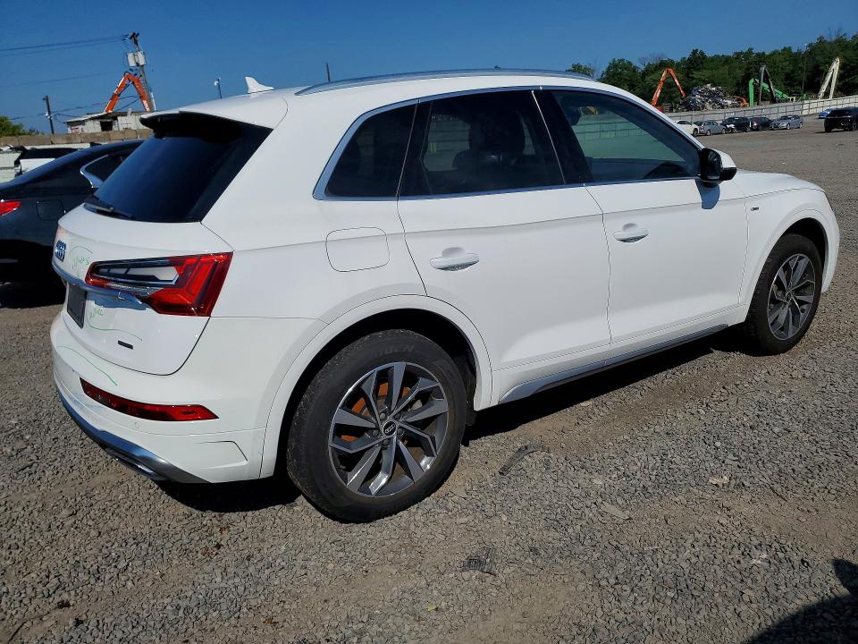 Photo 3 from auction – 2022 AUDI Q5 with VIN WA1GAAFY3N2065946
