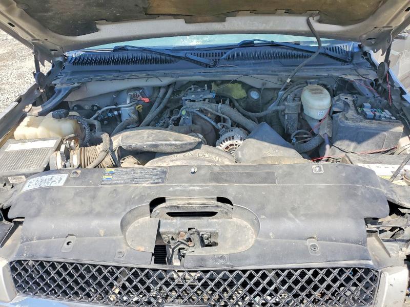 Photo 11 from auction – 2004 CHEVROLET SILVERADO with VIN 2GCEC13T841307936