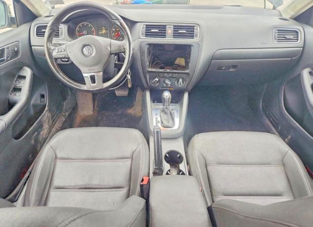 Photo 8 from auction – 2011 VOLKSWAGEN JETTA with VIN 3VWDZ7AJ2BM316830