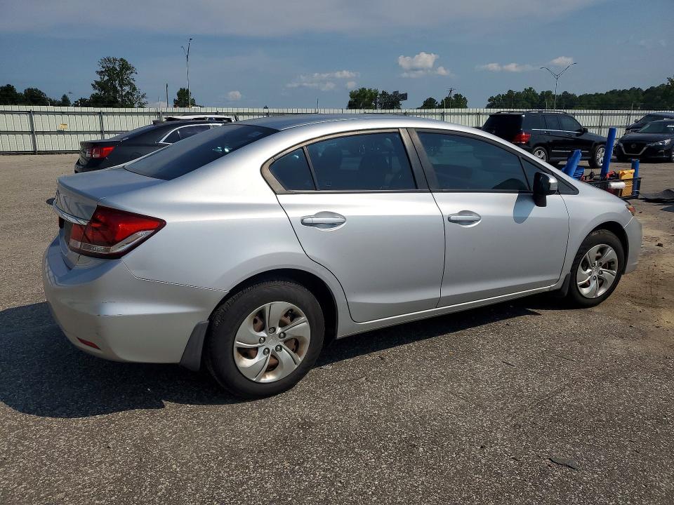 Photo 3 from auction – 2015 HONDA CIVIC with VIN 2HGFB2F53FH538815