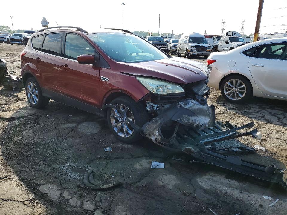 Photo 4 from auction – 2014 FORD ESCAPE with VIN 1FMCU9GX2EUC89144
