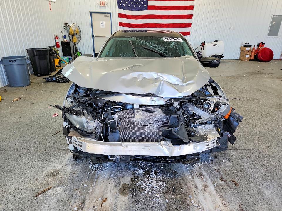 Photo 5 from auction – 2016 HONDA CIVIC with VIN 2HGFC2F71GH571053