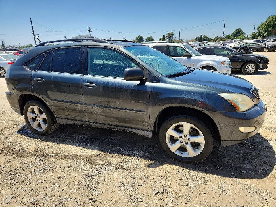 Photo 4 from auction – 2005 LEXUS RX with VIN JTJGA31U650053854