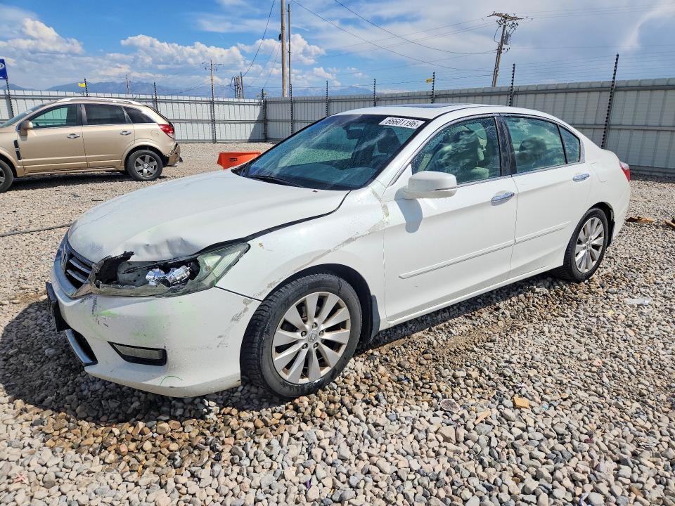 HONDA ACCORD 2015 with VIN 1HGCR2F76FA061599 - Photo from auction