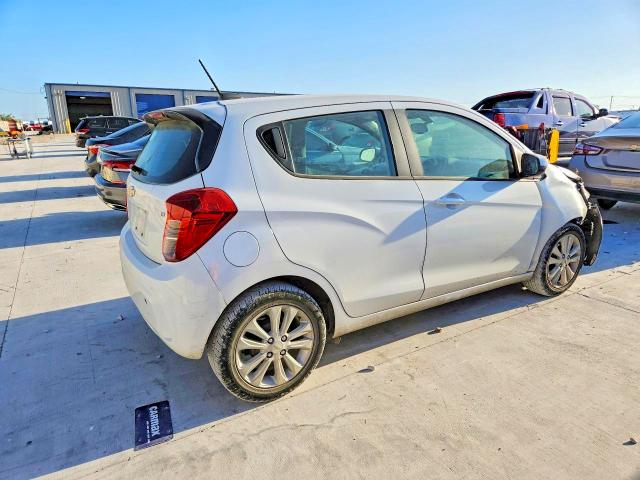 Photo 3 from auction – 2017 CHEVROLET SPARK with VIN KL8CD6SA2HC769421