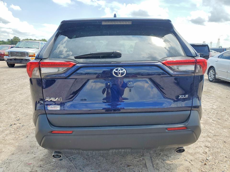 Photo 6 from auction – 2025 TOYOTA RAV4 with VIN 2T3W1RFV0SW409676