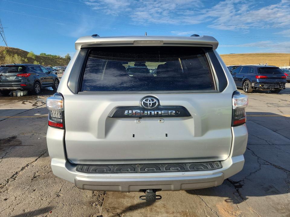Zdjęcie 6 z aukcji – 2016 TOYOTA 4RUNNER z VIN JTEBU5JR9G5364739