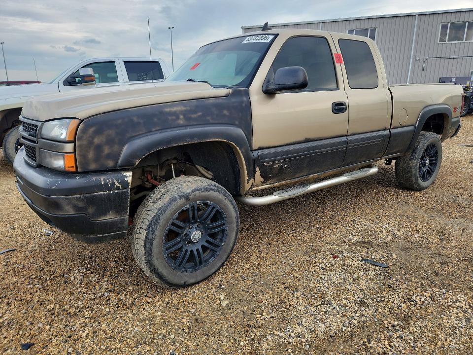 2006 CHEVROLET SILVERADO - Търг №63732306