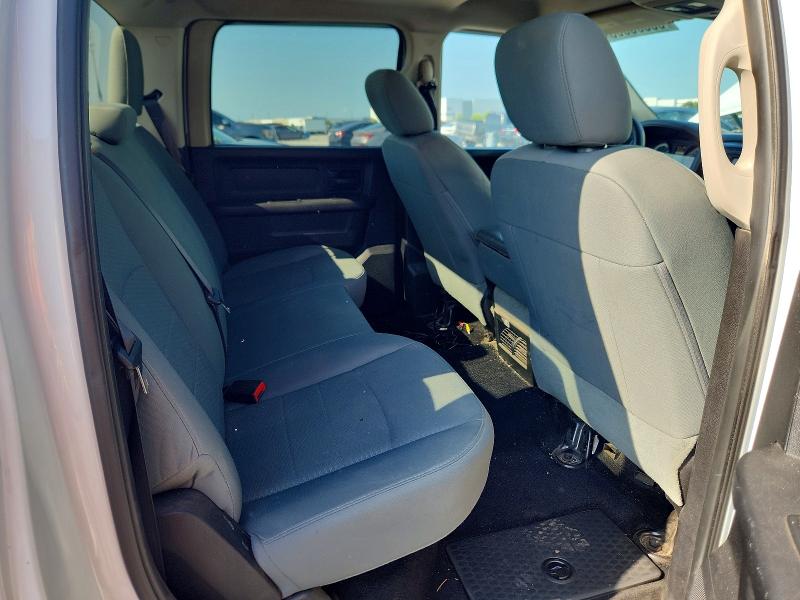 Photo 10 from auction – 2016 RAM 1500 with VIN 3C6RR7KTXGG158422