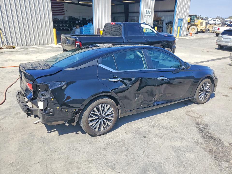 Photo 3 from auction – 2025 NISSAN ALTIMA with VIN 1N4BL4DV0SN414016