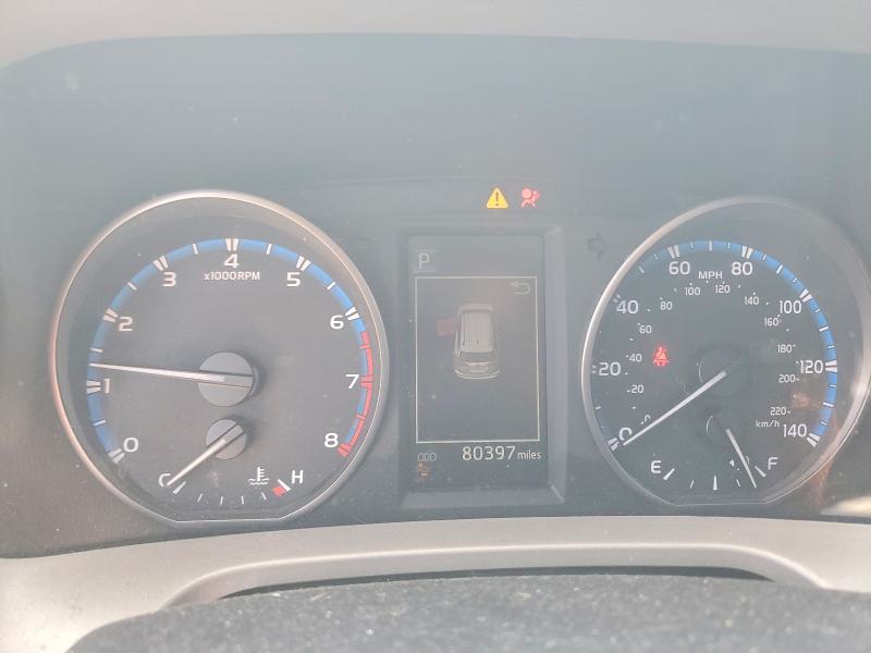 Photo 9 from auction – 2017 TOYOTA RAV4 with VIN 2T3WFREV9HW393733