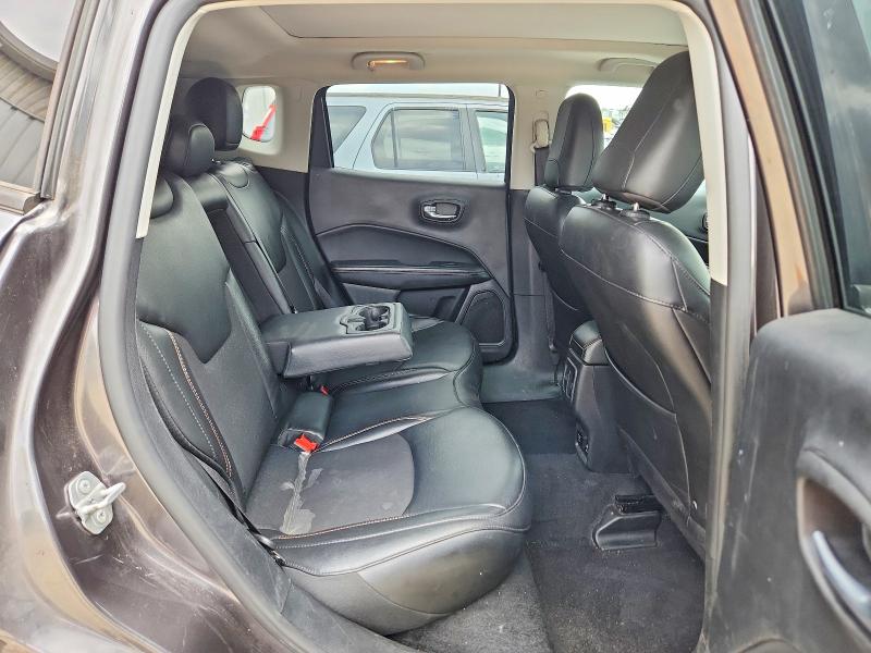 Photo 10 from auction – 2019 JEEP COMPASS with VIN 3C4NJDBB1KT678917