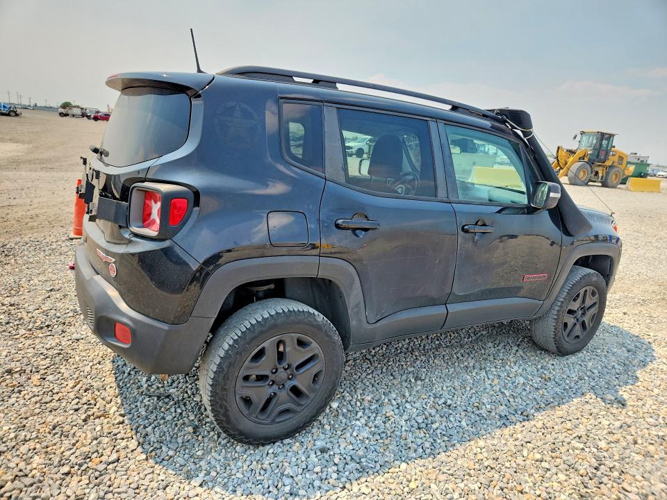 Photo 3 from auction – 2018 JEEP RENEGADE with VIN ZACCJBCB5JPH10977