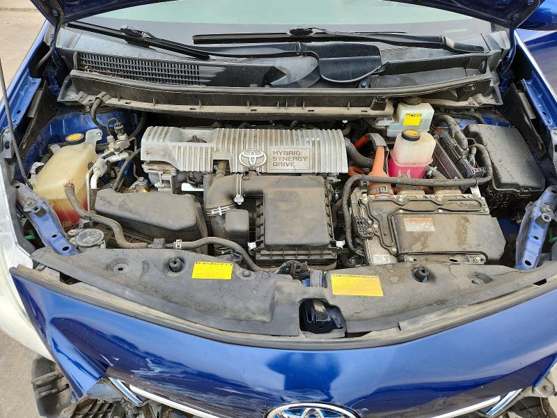 Photo 11 from auction – 2014 TOYOTA PRIUS V with VIN JTDZN3EU6E3332293