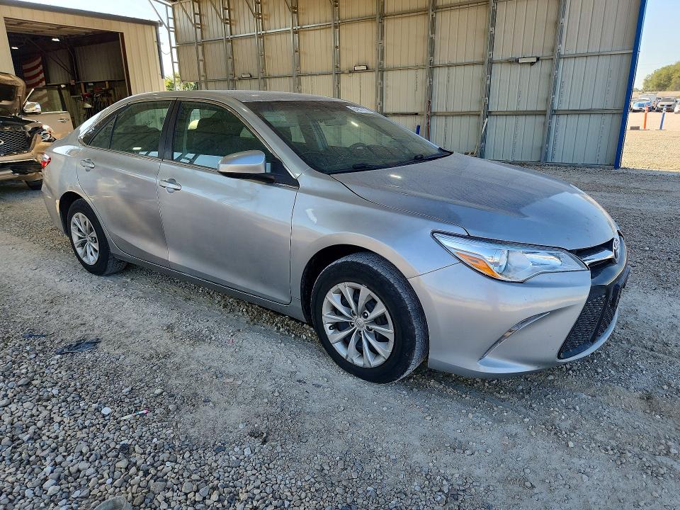 Photo 4 from auction – 2016 TOYOTA CAMRY with VIN 4T4BF1FK1GR536630