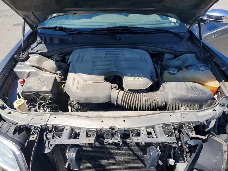 Photo 11 from auction – 2011 CHRYSLER 300 with VIN 2C3CA5CG0BH595399