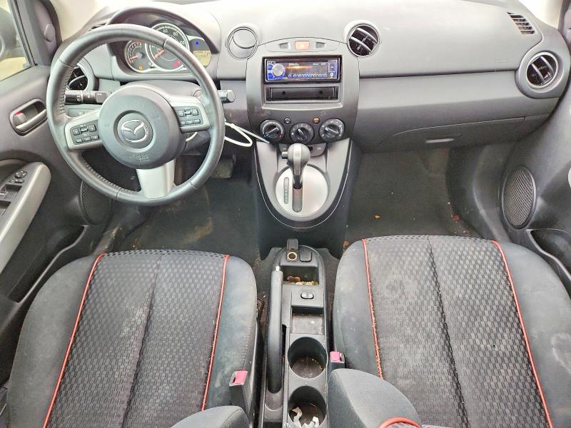 Photo 8 from auction – 2012 MAZDA MAZDA2 with VIN JM1DE1LY2C0152201