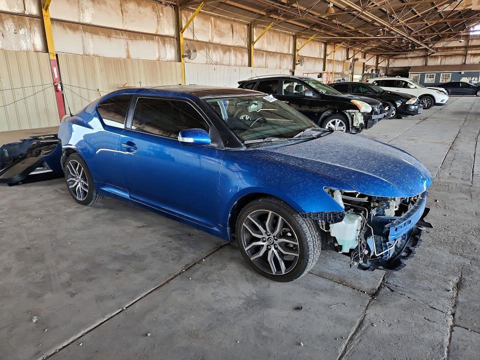 Photo 4 from auction – 2016 SCION TC with VIN JTKJF5C74GJ024789